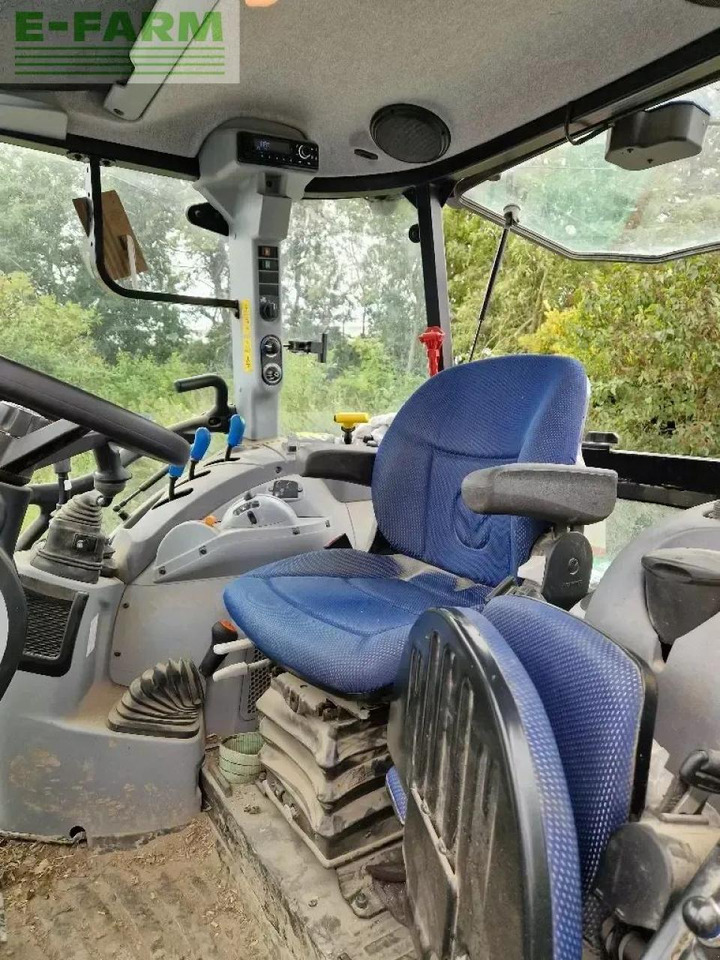 New Holland t5-100 dc - Tractor: foto 4 New Holland t5-100 dc - Tractor: foto 4