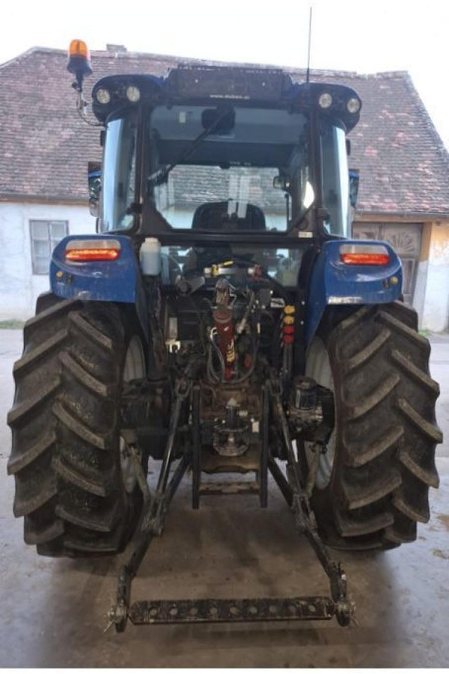 New Holland t5.100 dual command - Tractor: foto 4 New Holland t5.100 dual command - Tractor: foto 4