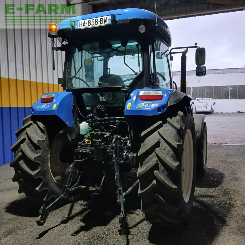 New Holland t5.100 s - Tractor: foto 4 New Holland t5.100 s - Tractor: foto 4