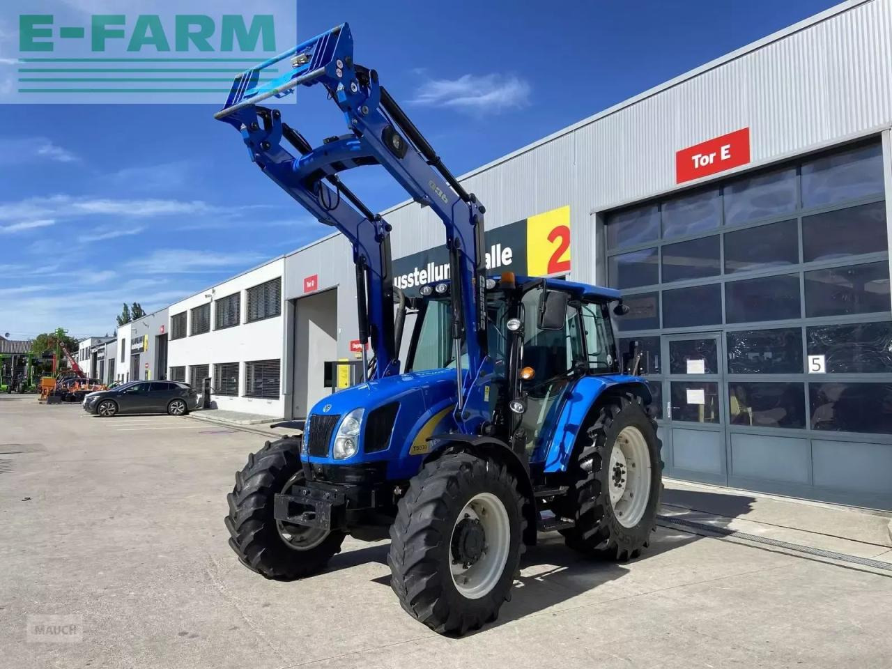 New Holland t5030 - Tractor: foto 1 New Holland t5030 - Tractor: foto 1