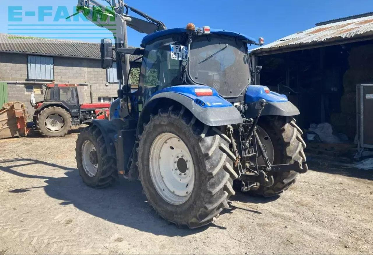 New Holland t6.125 electrocommand t4b - Tractor: foto 2 New Holland t6.125 electrocommand t4b - Tractor: foto 2