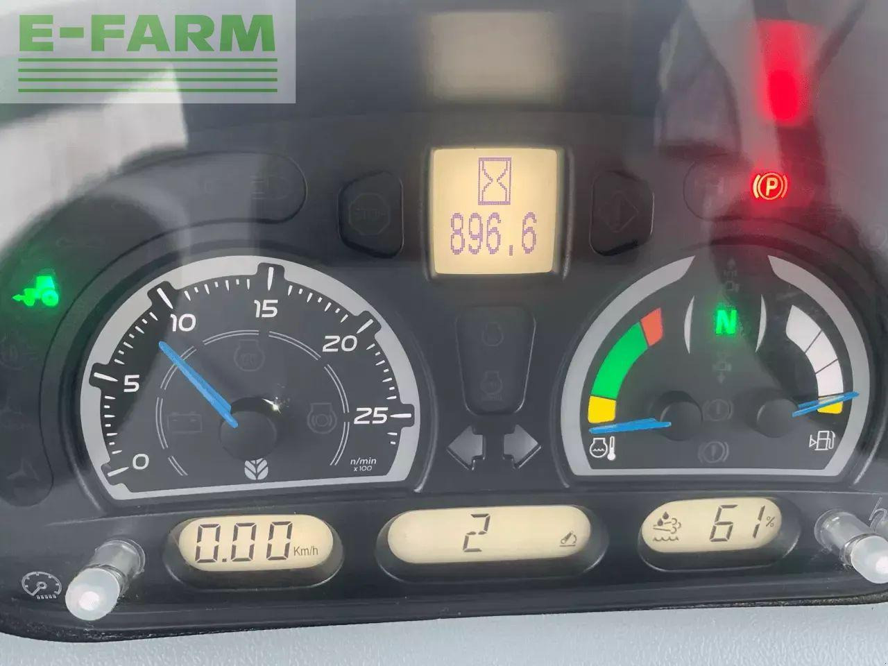 Tractor New Holland t6.145 dynamic command: foto 6 Tractor New Holland t6.145 dynamic command: foto 6