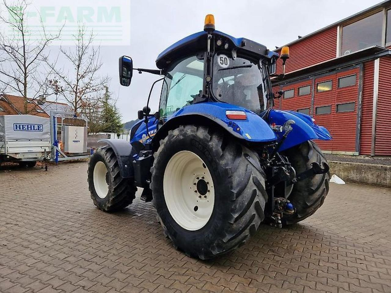 New Holland t6.155 ac *stufenloses getriebe* jung gebraucht - Tractor: foto 4 New Holland t6.155 ac *stufenloses getriebe* jung gebraucht - Tractor: foto 4