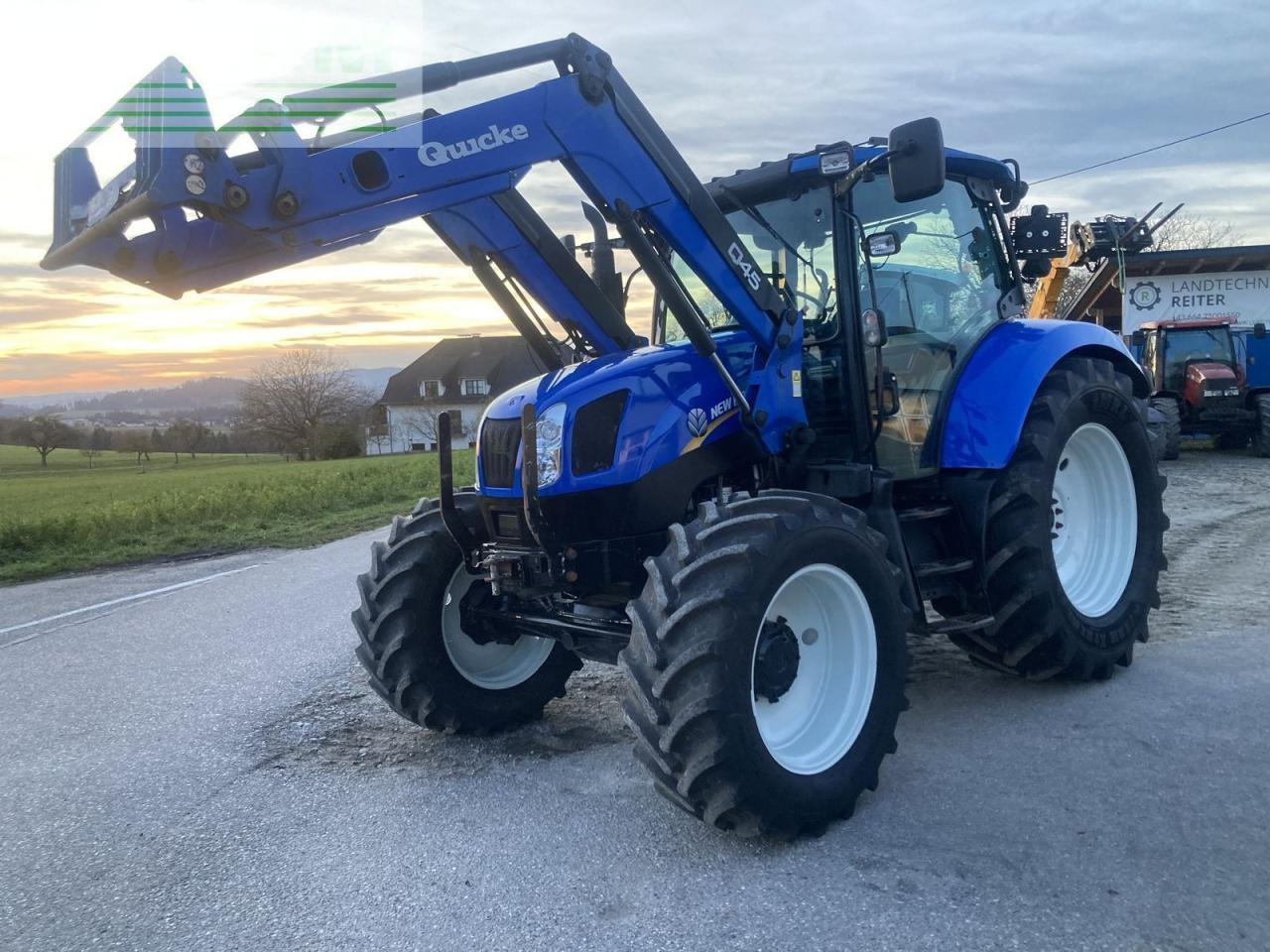 New Holland t6020 elite Elite - Tractor: foto 3 New Holland t6020 elite Elite - Tractor: foto 3