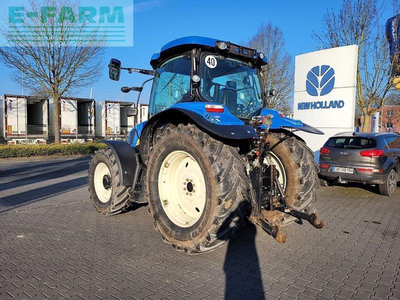 New Holland t6020 elite Elite - Tractor: foto 5 New Holland t6020 elite Elite - Tractor: foto 5