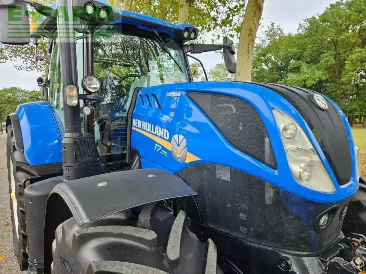 New Holland t7.210 ac auto command ( t7.225 t7.190 t7.175 t7.165 ) t7.210 ac - Tractor: foto 4 New Holland t7.210 ac auto command ( t7.225 t7.190 t7.175 t7.165 ) t7.210 ac - Tractor: foto 4