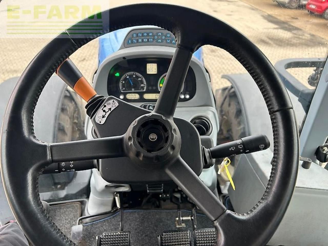 New Holland t7.230 - Tractor: foto 5 New Holland t7.230 - Tractor: foto 5