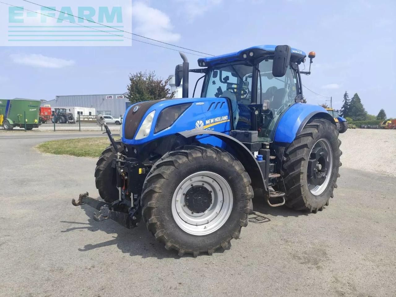 New Holland t7 230 ac - Tractor: foto 1 New Holland t7 230 ac - Tractor: foto 1