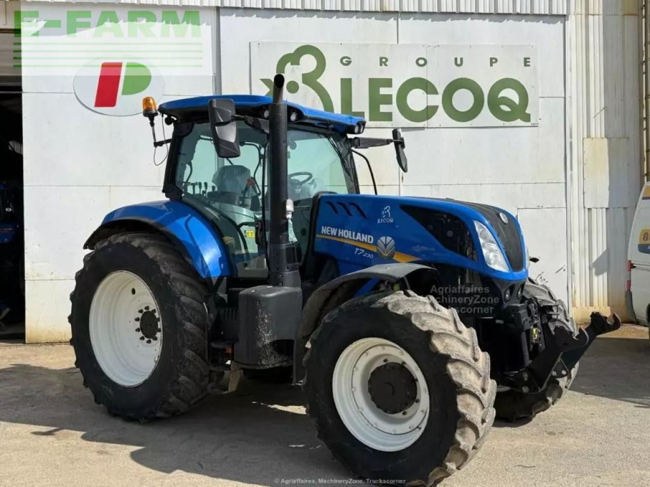 New Holland t7.230 pc - Tractor: foto 1 New Holland t7.230 pc - Tractor: foto 1