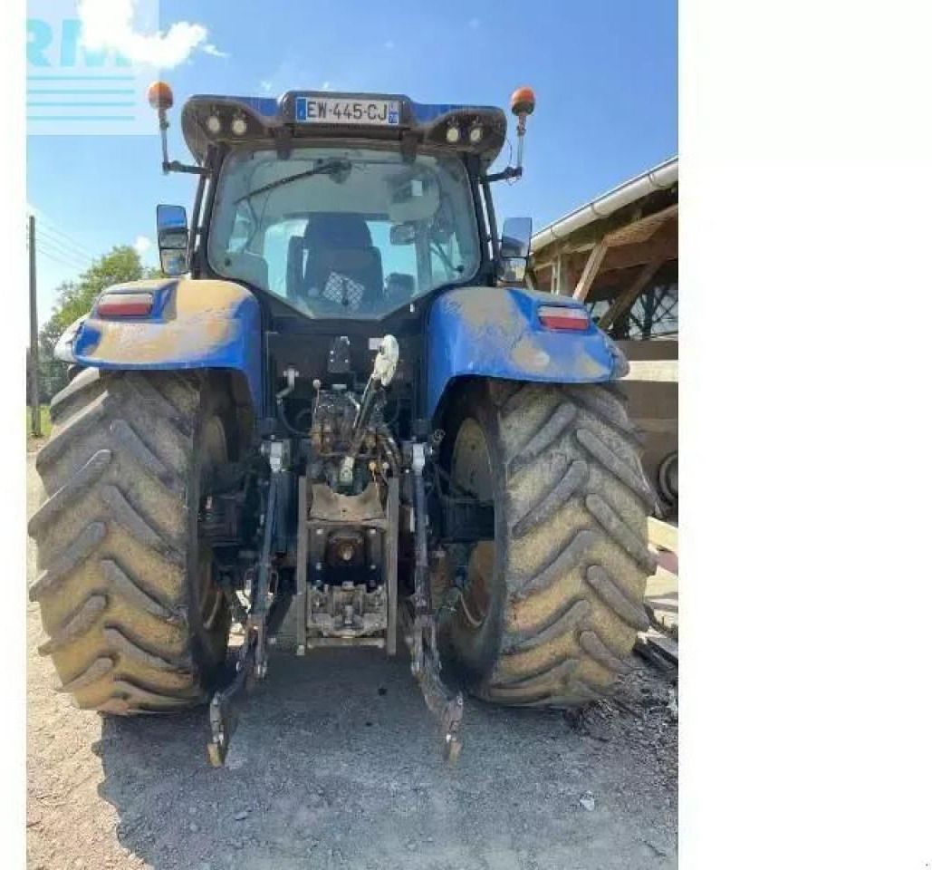 New Holland t7-230pc - Tractor: foto 4 New Holland t7-230pc - Tractor: foto 4