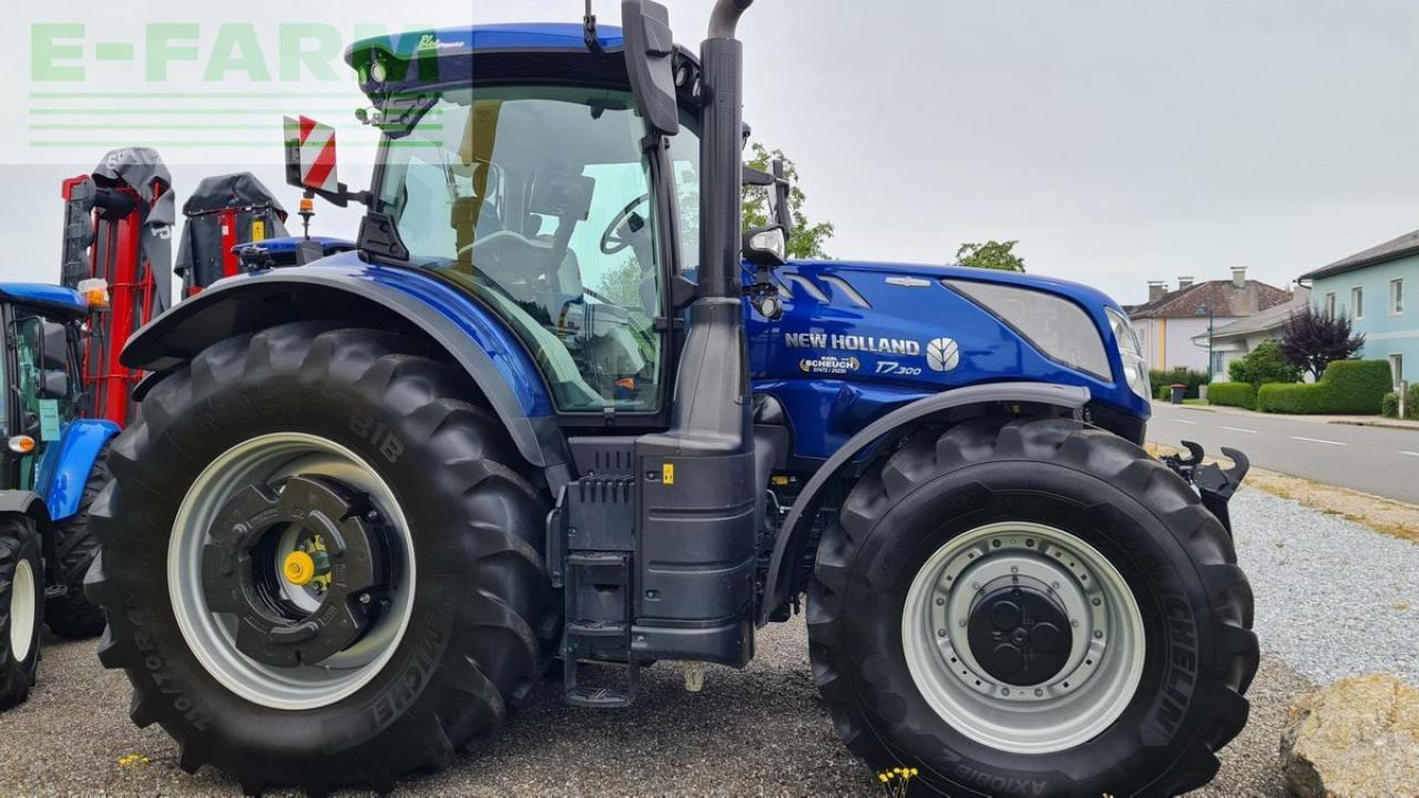 New Holland t7.300auto command - Tractor: foto 1 New Holland t7.300auto command - Tractor: foto 1