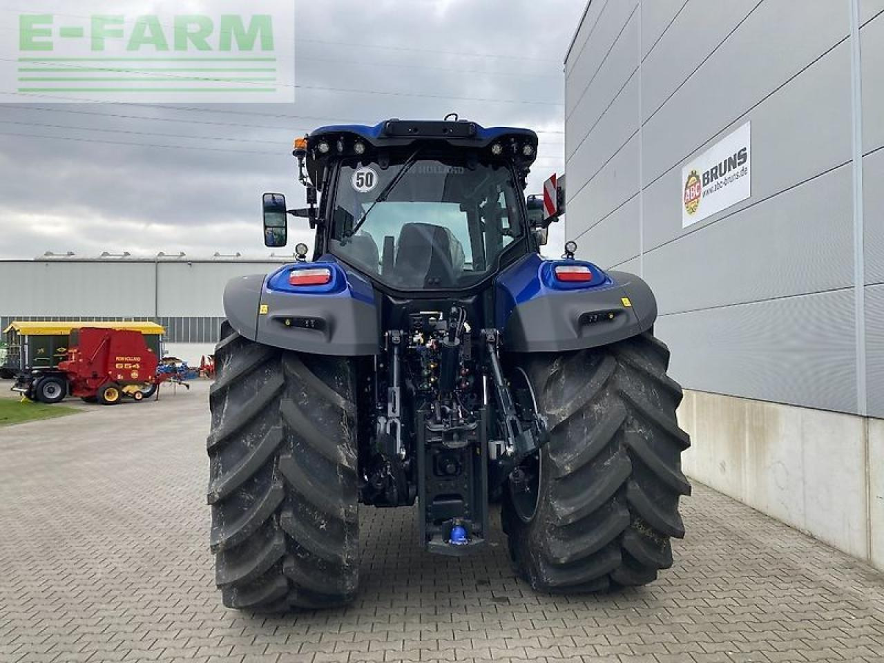 New Holland t7.315 hd autocommand new gen HD - Tractor: foto 3 New Holland t7.315 hd autocommand new gen HD - Tractor: foto 3