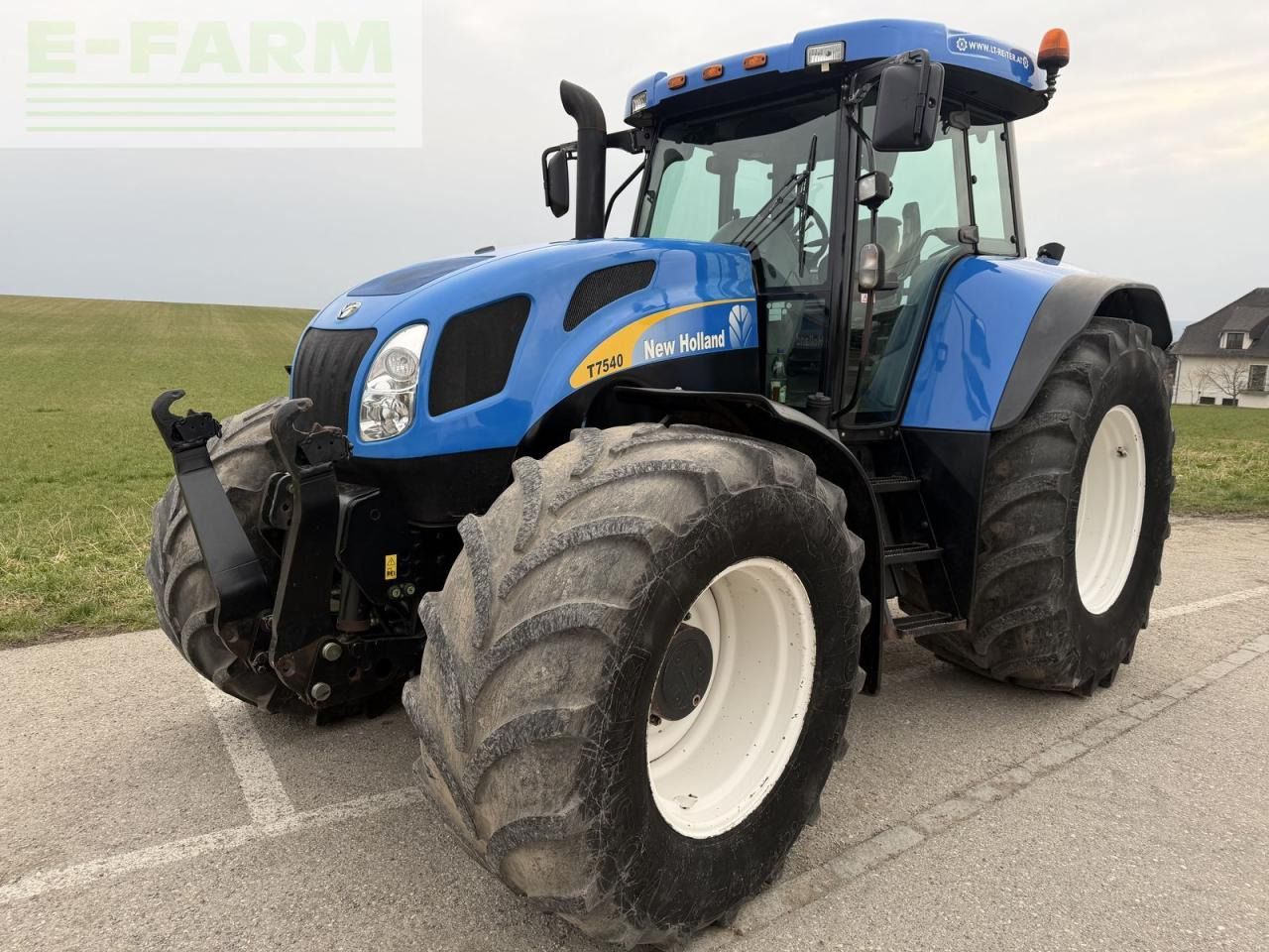 New Holland t7540 - Tractor: foto 1 New Holland t7540 - Tractor: foto 1