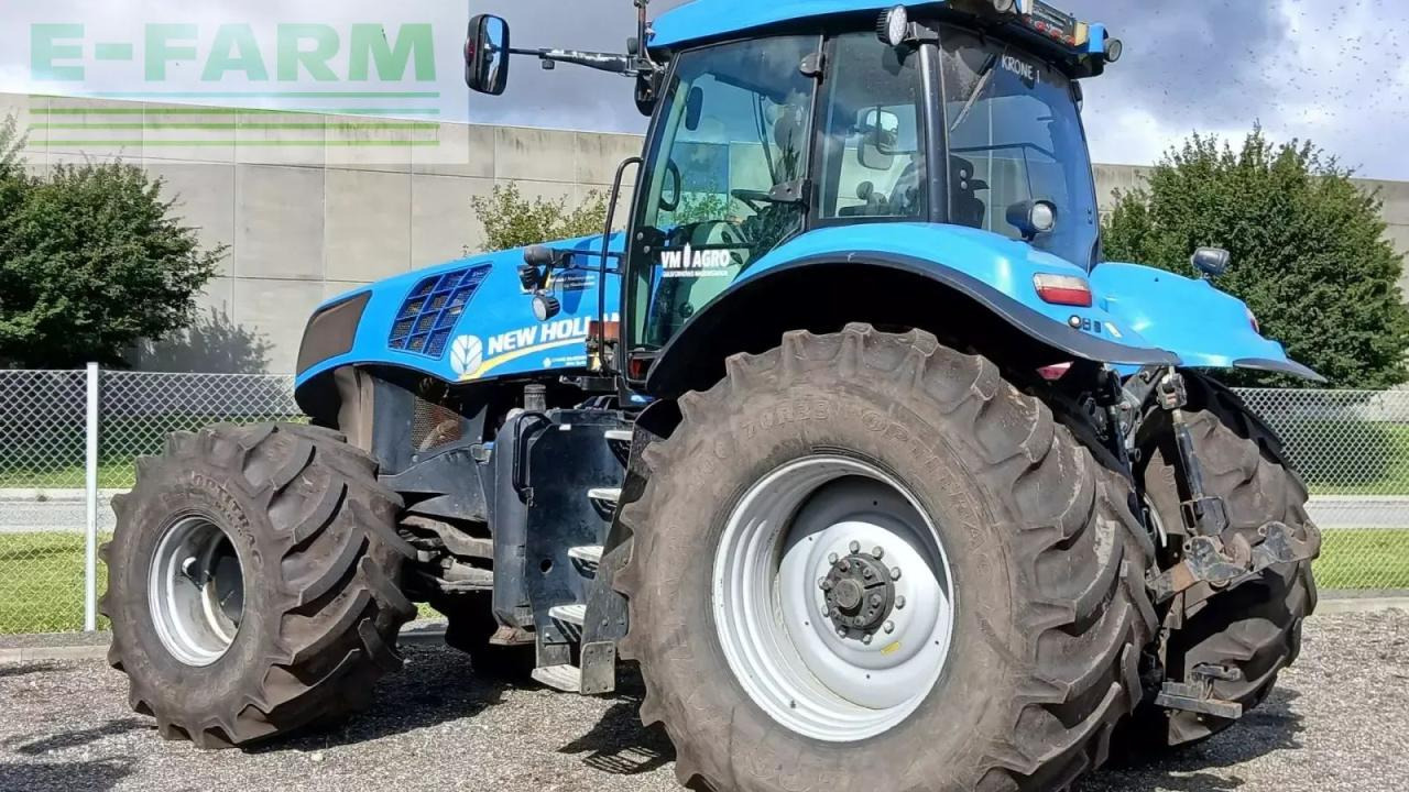 New Holland t8.330 - Tractor: foto 2 New Holland t8.330 - Tractor: foto 2