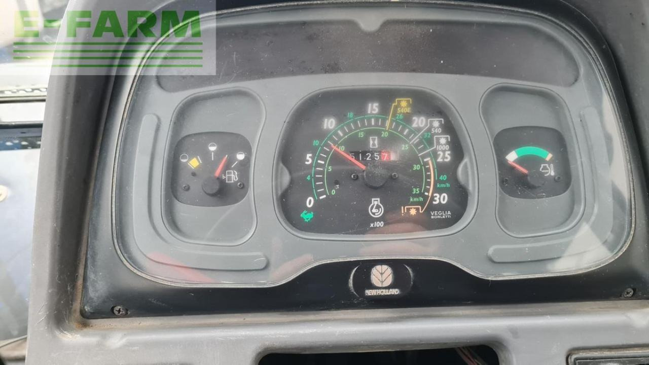 New Holland tl100 (4wd) - Tractor: foto 2 New Holland tl100 (4wd) - Tractor: foto 2