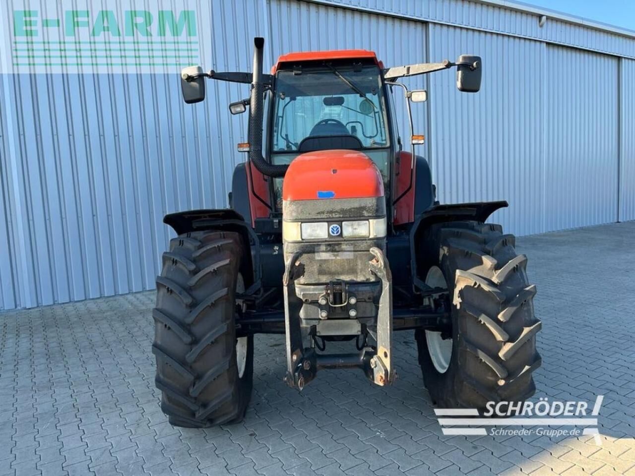New Holland tm 135 - Tractor: foto 5 New Holland tm 135 - Tractor: foto 5