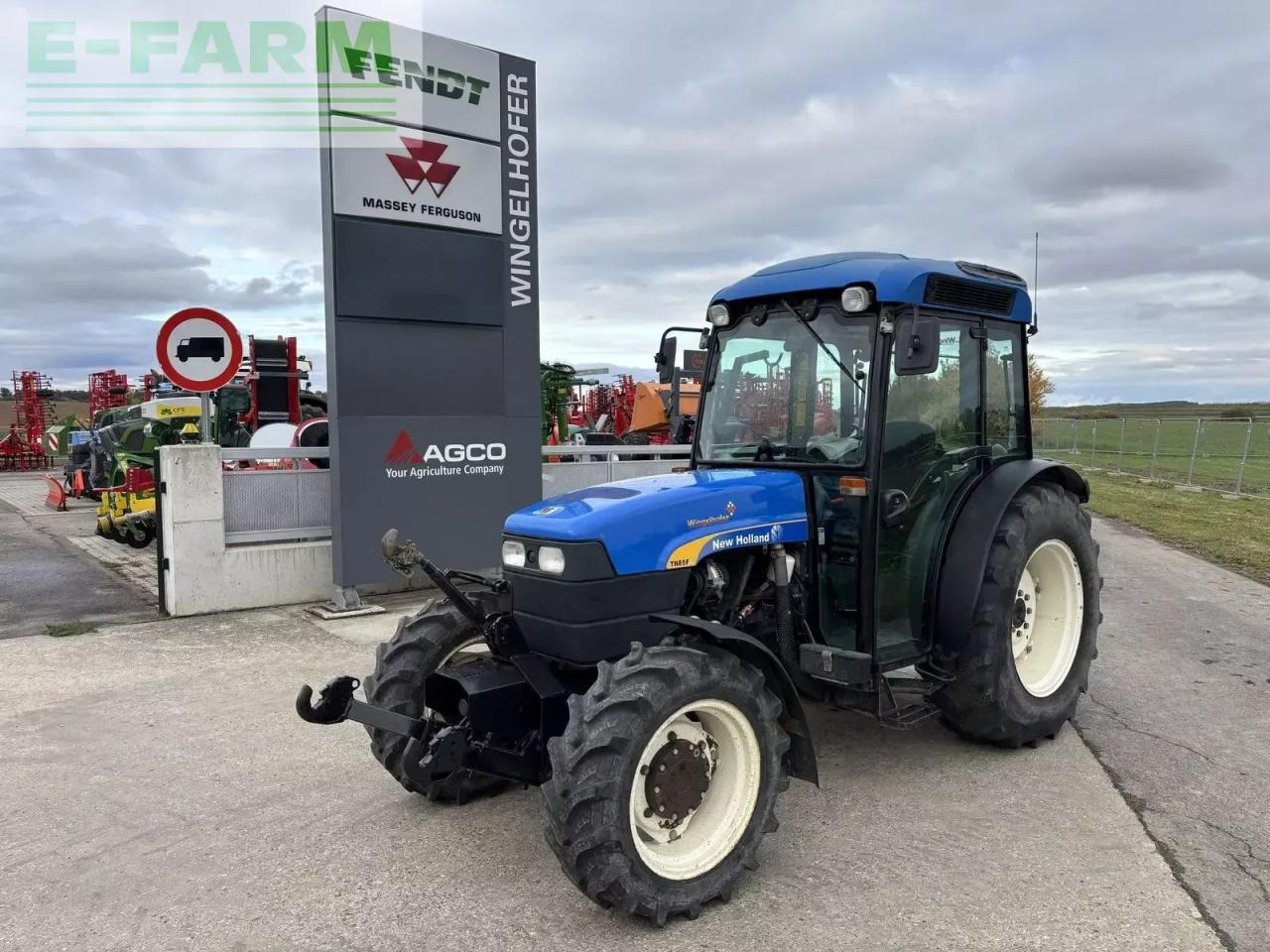 New Holland tn 85 fa dt supersteer - Tractor: foto 1 New Holland tn 85 fa dt supersteer - Tractor: foto 1