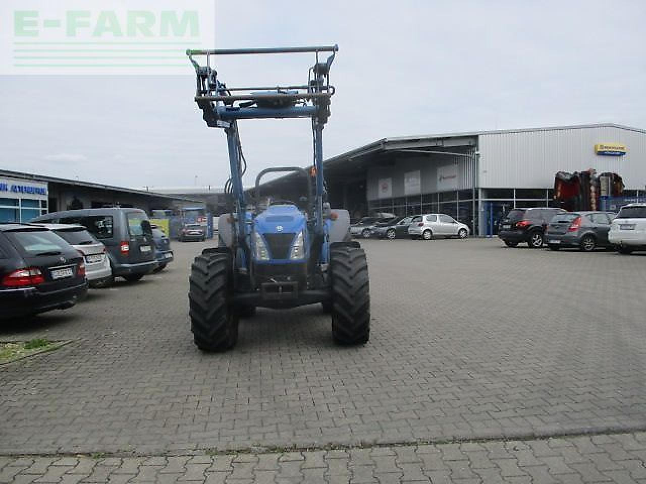 New Holland tn70 a niedrige bauhöhe - Tractor: foto 2 New Holland tn70 a niedrige bauhöhe - Tractor: foto 2