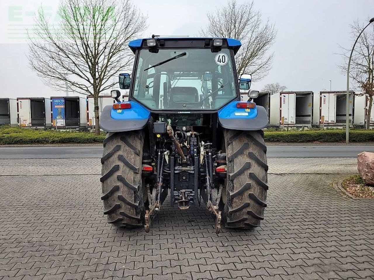 New Holland ts115 / ts 115 - Tractor: foto 5 New Holland ts115 / ts 115 - Tractor: foto 5