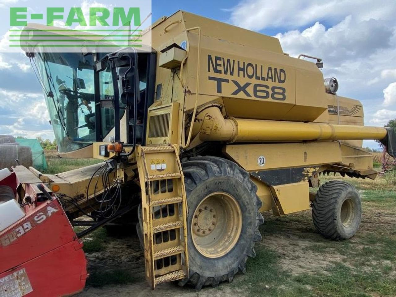 New Holland tx68 - Cosechadora de granos: foto 1 New Holland tx68 - Cosechadora de granos: foto 1