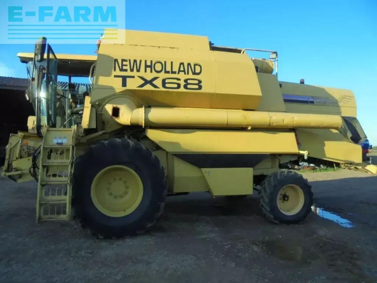 New Holland tx68fs - Cosechadora de granos: foto 2 New Holland tx68fs - Cosechadora de granos: foto 2