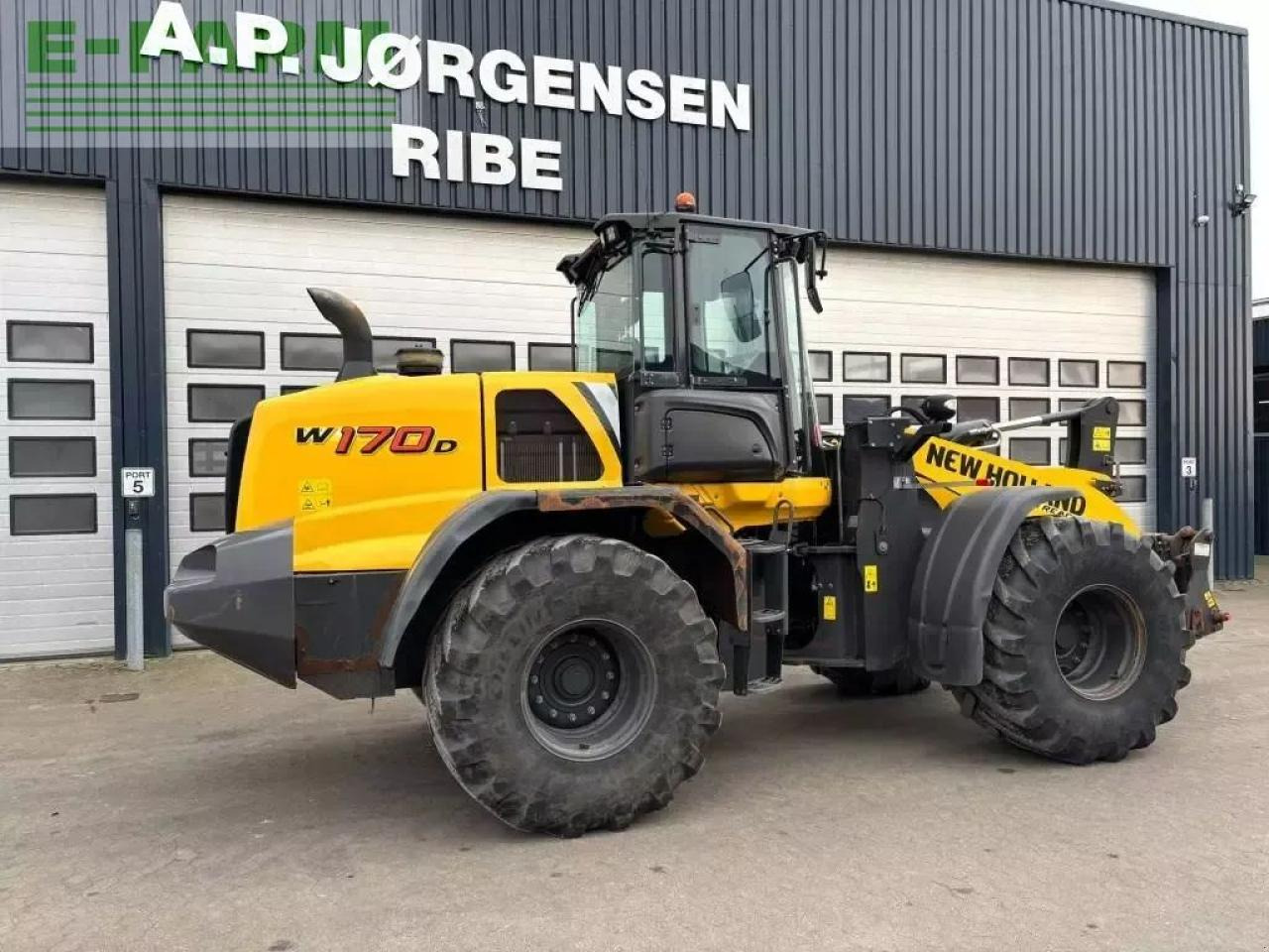 New Holland w 170 d lr - Miniexcavadora: foto 2 New Holland w 170 d lr - Miniexcavadora: foto 2