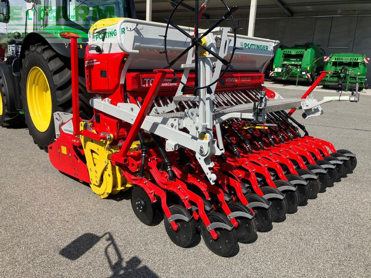 Pöttinger LION 3040 + VITASEM M 3000 ADD - Combinado de siembra: foto 5 Pöttinger LION 3040 + VITASEM M 3000 ADD - Combinado de siembra: foto 5