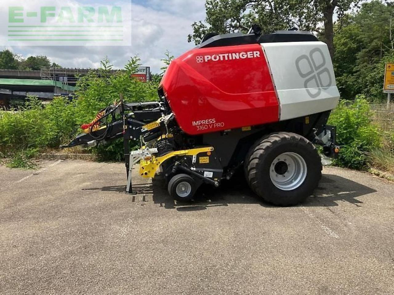 Pöttinger impress 3160 v pro - Empacadora de pacas cuadradas: foto 1 Pöttinger impress 3160 v pro - Empacadora de pacas cuadradas: foto 1