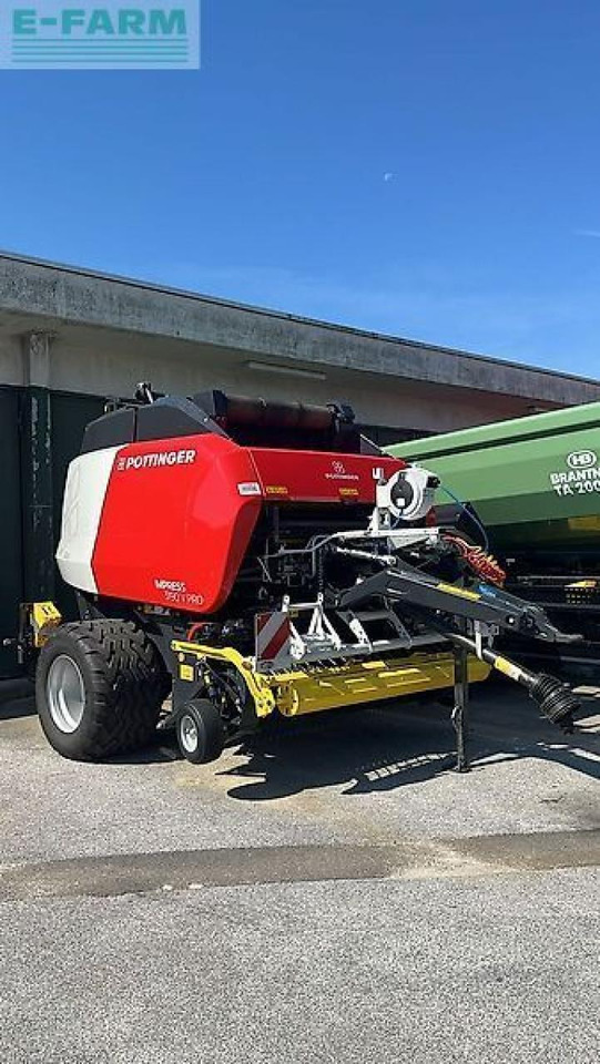 Pöttinger impress 3190 v pro - Empacadora de pacas cuadradas: foto 1 Pöttinger impress 3190 v pro - Empacadora de pacas cuadradas: foto 1