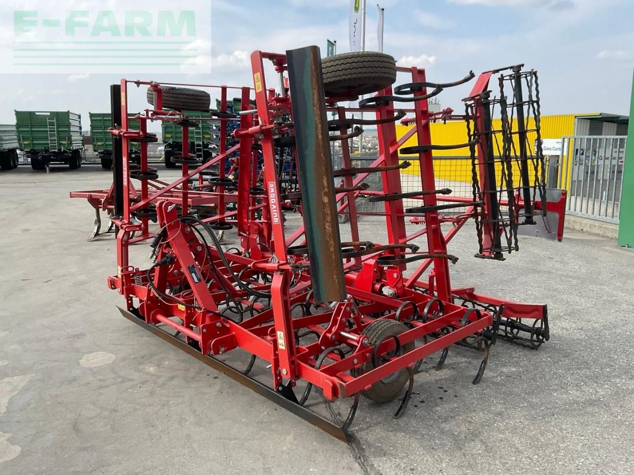 Quivogne Vibroculteur L530 - Combinado de siembra: foto 1 Quivogne Vibroculteur L530 - Combinado de siembra: foto 1