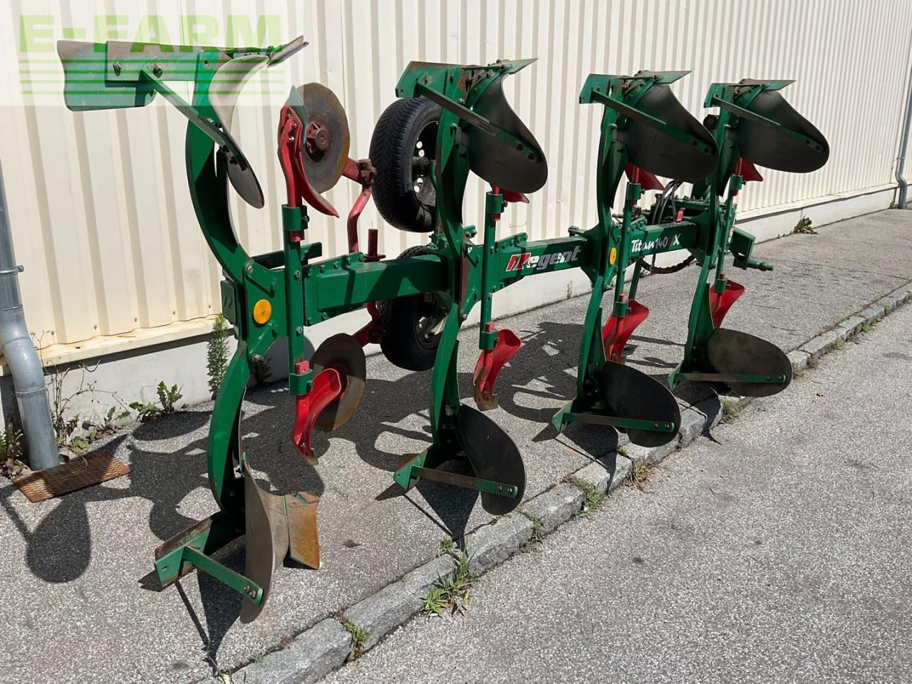 Regent Titan 140 CX - 4sch. - Arado: foto 5 Regent Titan 140 CX - 4sch. - Arado: foto 5