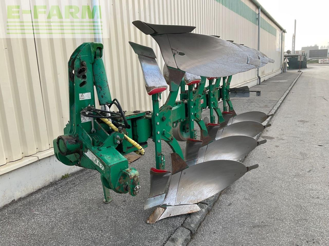 Regent Titan 170 SCX 4-sch. - Arado: foto 1 Regent Titan 170 SCX 4-sch. - Arado: foto 1