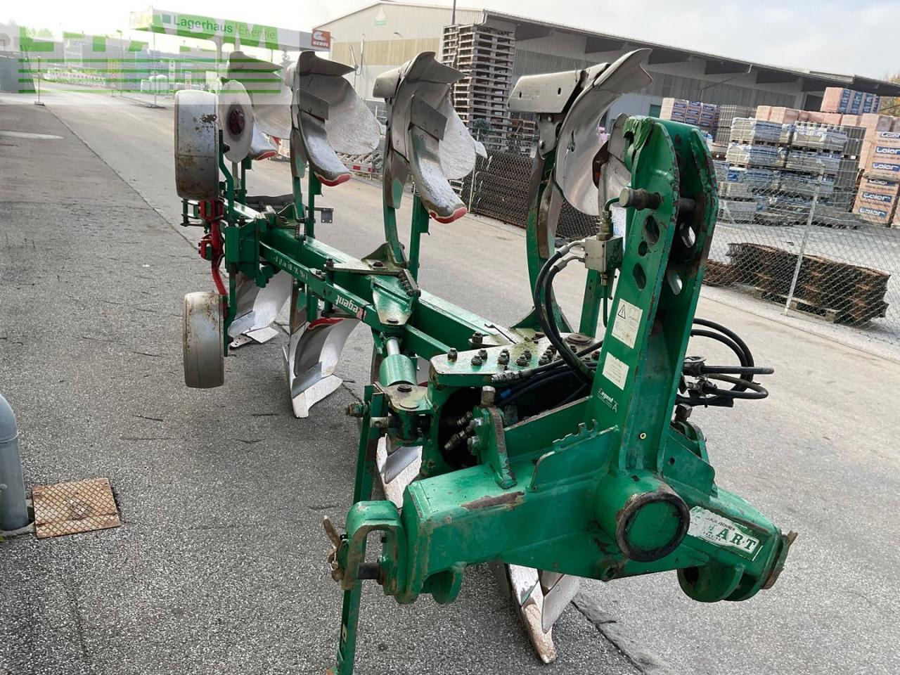 Regent Titan 170 SCX 4-sch. - Arado: foto 3 Regent Titan 170 SCX 4-sch. - Arado: foto 3