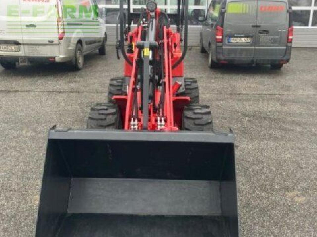 Schäffer 2028 - Miniexcavadora: foto 5 Schäffer 2028 - Miniexcavadora: foto 5