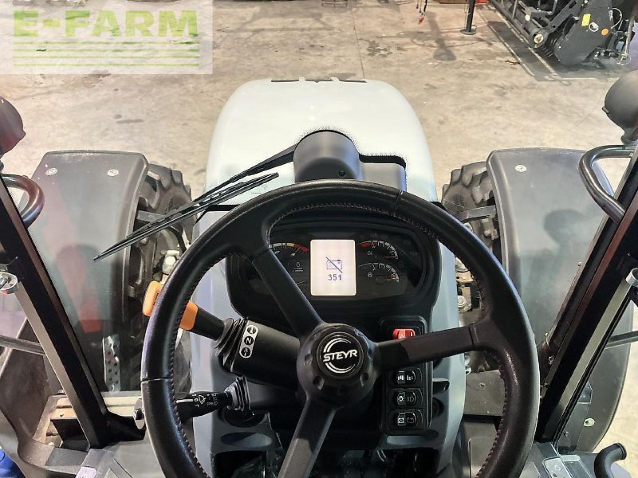 Tractor Steyr 4120 multi (stage v): foto 20