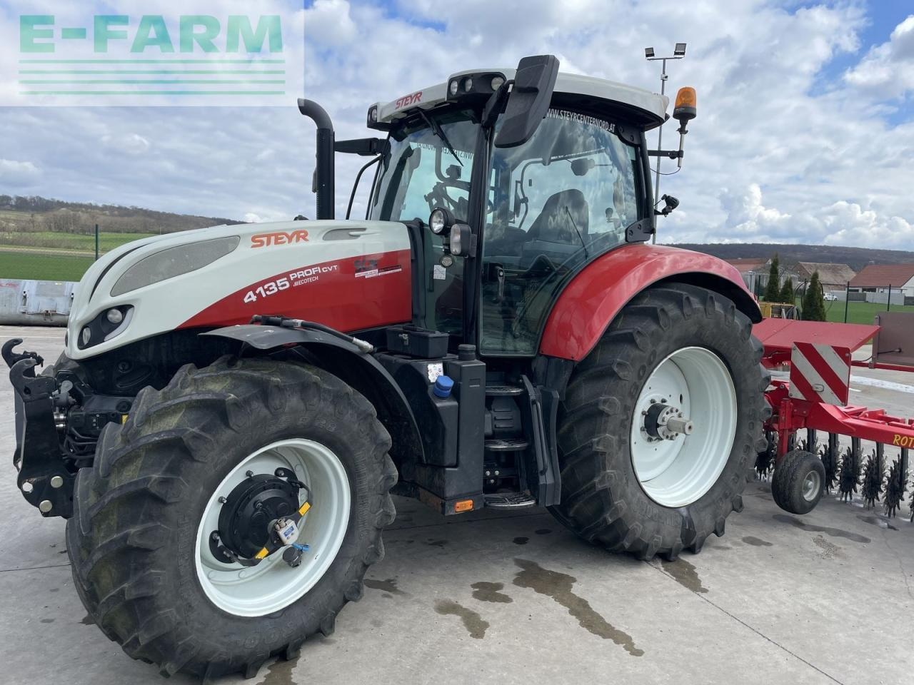 Steyr 4135 profi cvt CVT - Tractor: foto 1 Steyr 4135 profi cvt CVT - Tractor: foto 1