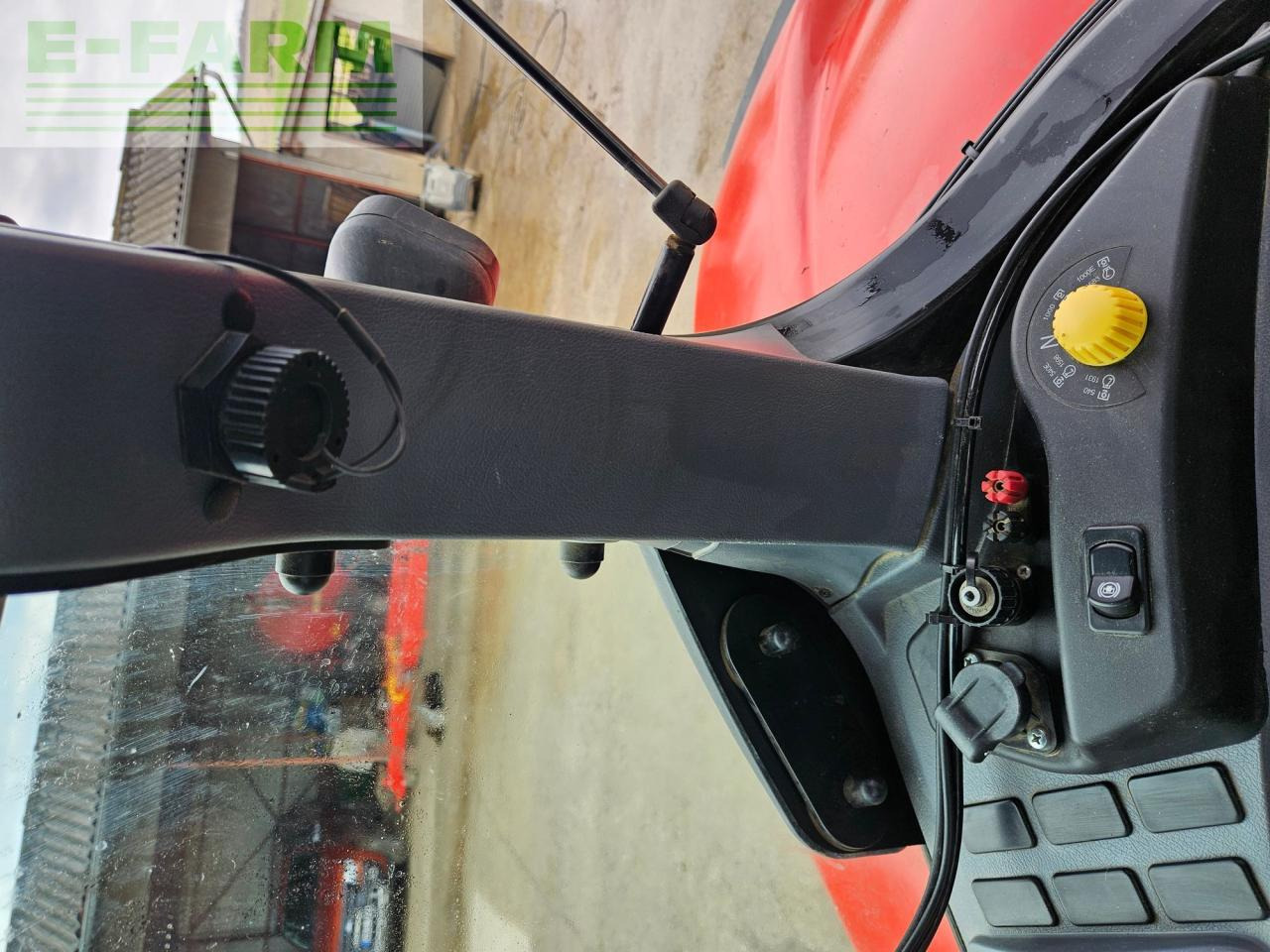 Steyr 6170 CVT - Tractor: foto 5 Steyr 6170 CVT - Tractor: foto 5
