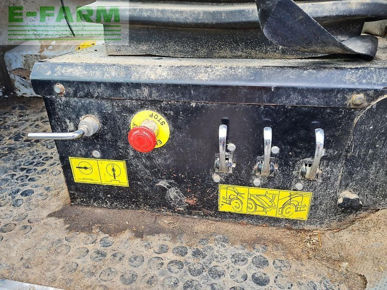 Maquinaria ganadera Storti greyhound 20 m3 horizontaal zelfrijder: foto 20 Maquinaria ganadera Storti greyhound 20 m3 horizontaal zelfrijder: foto 20