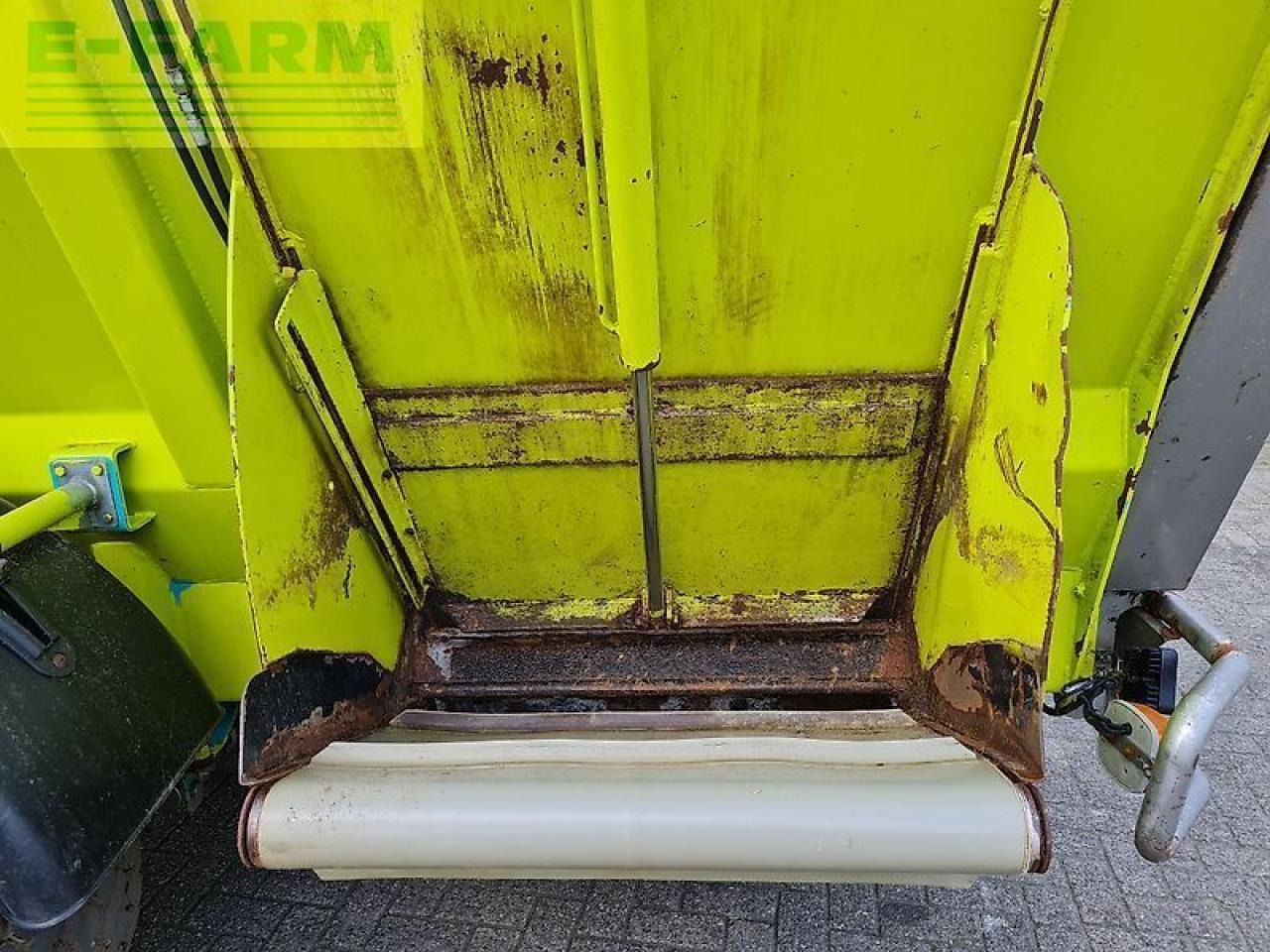 Maquinaria ganadera Storti greyhound 20 m3 horizontaal zelfrijder: foto 14 Maquinaria ganadera Storti greyhound 20 m3 horizontaal zelfrijder: foto 14