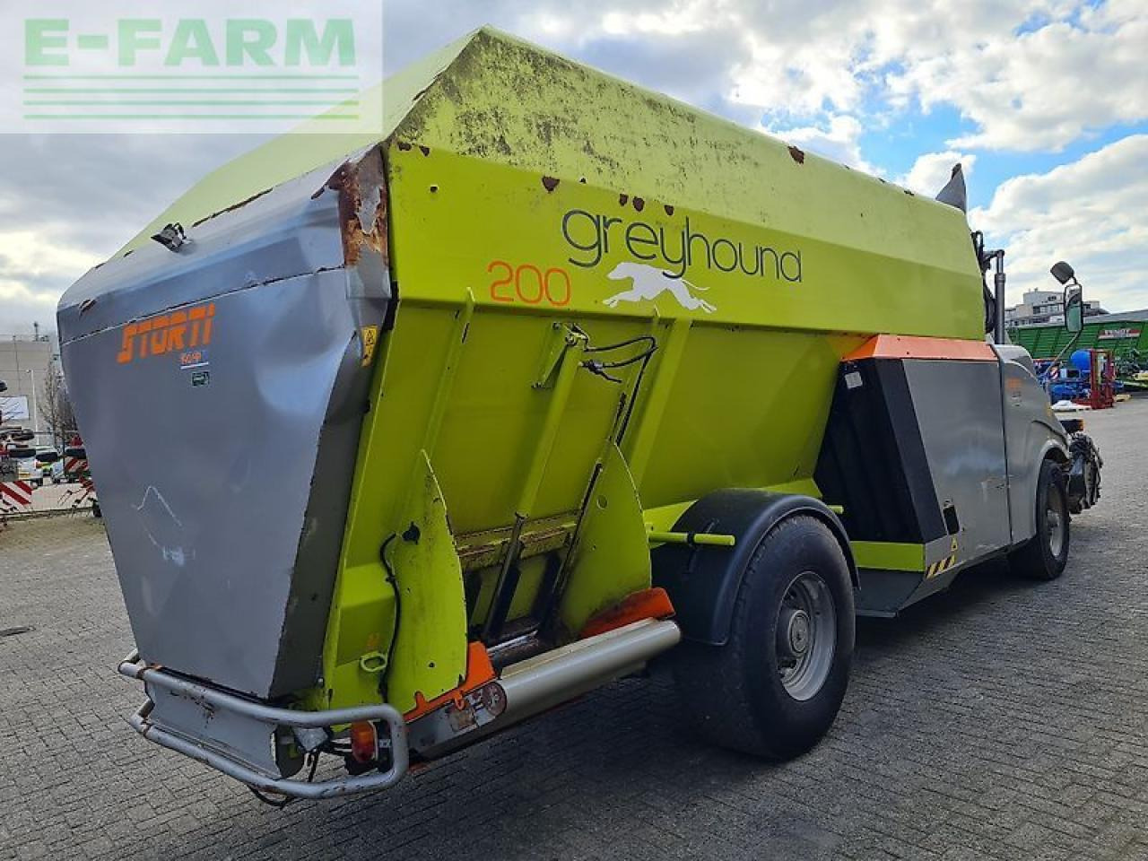 Maquinaria ganadera Storti greyhound 20 m3 horizontaal zelfrijder: foto 11 Maquinaria ganadera Storti greyhound 20 m3 horizontaal zelfrijder: foto 11