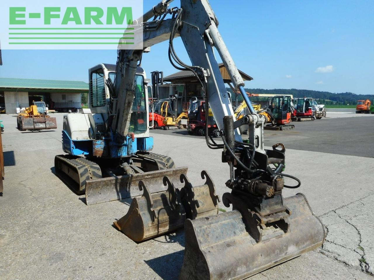Takeuchi tb 153fr ( 5.650kg ) rototilt +ähnlich powertilt - Miniexcavadora: foto 5 Takeuchi tb 153fr ( 5.650kg ) rototilt +ähnlich powertilt - Miniexcavadora: foto 5