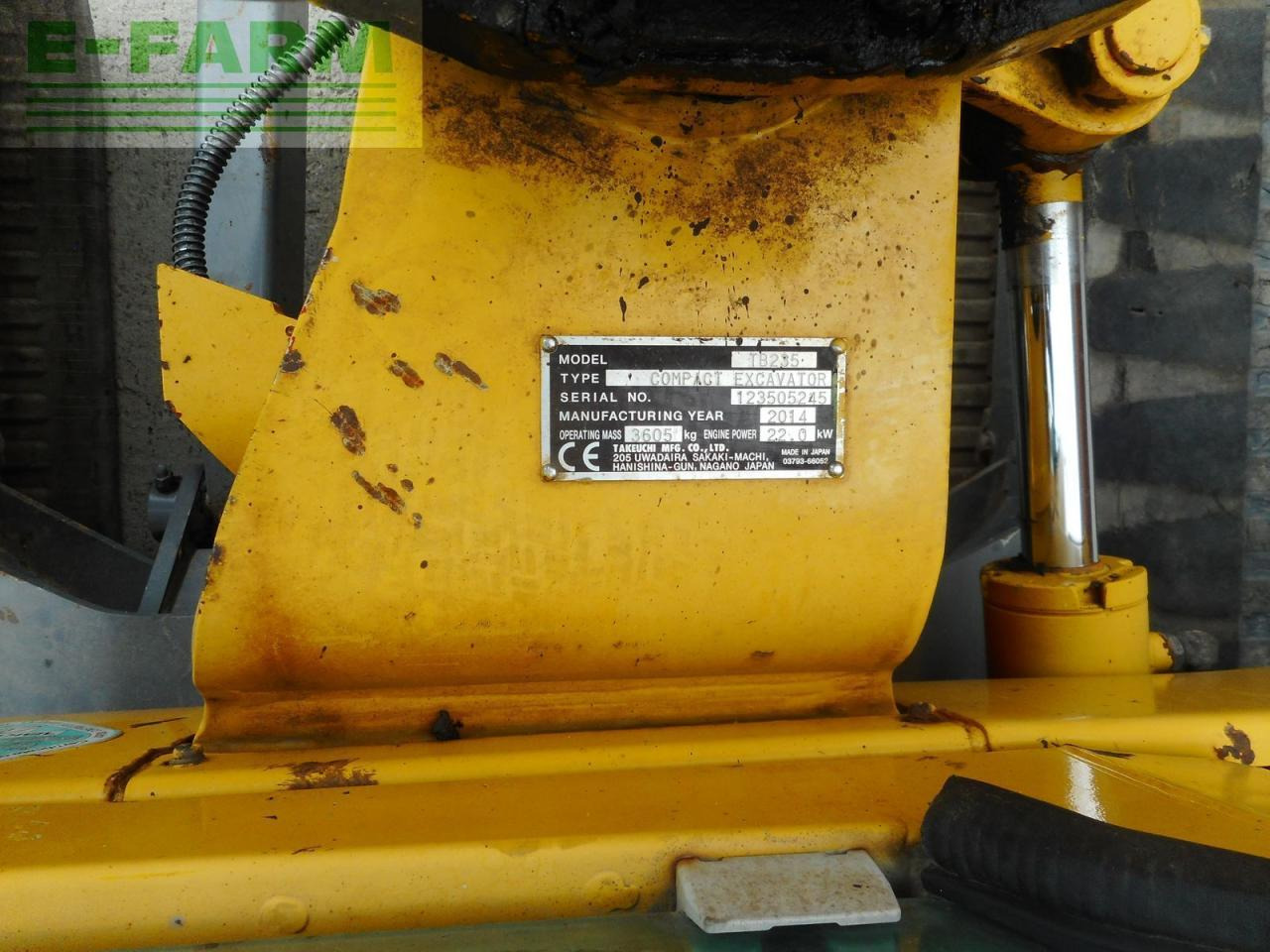 Miniexcavadora Takeuchi tb 235 ( 3.605kg ) powertilt + hydr. sw: foto 7