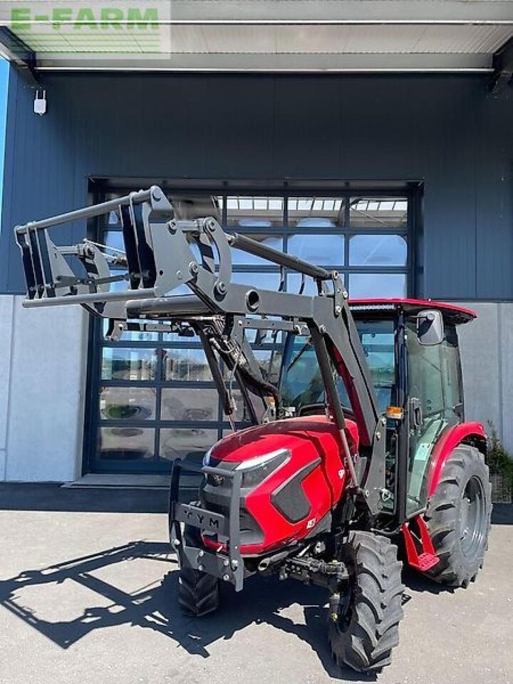 Tym f50chn mit frontlader und radialbereifung neu - Tractor: foto 1 Tym f50chn mit frontlader und radialbereifung neu - Tractor: foto 1