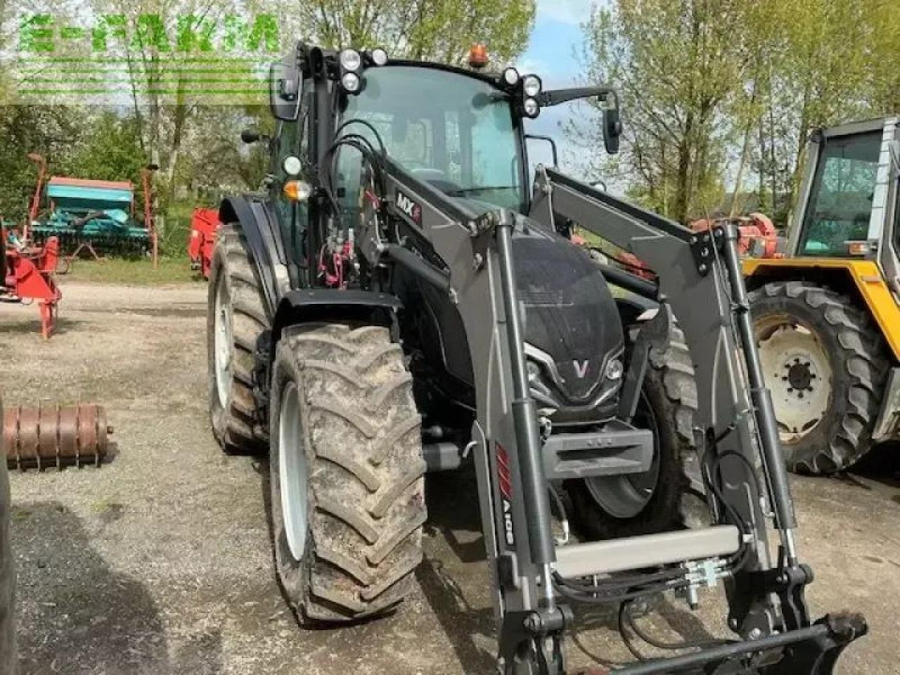 Valtra a105 - Tractor: foto 2 Valtra a105 - Tractor: foto 2