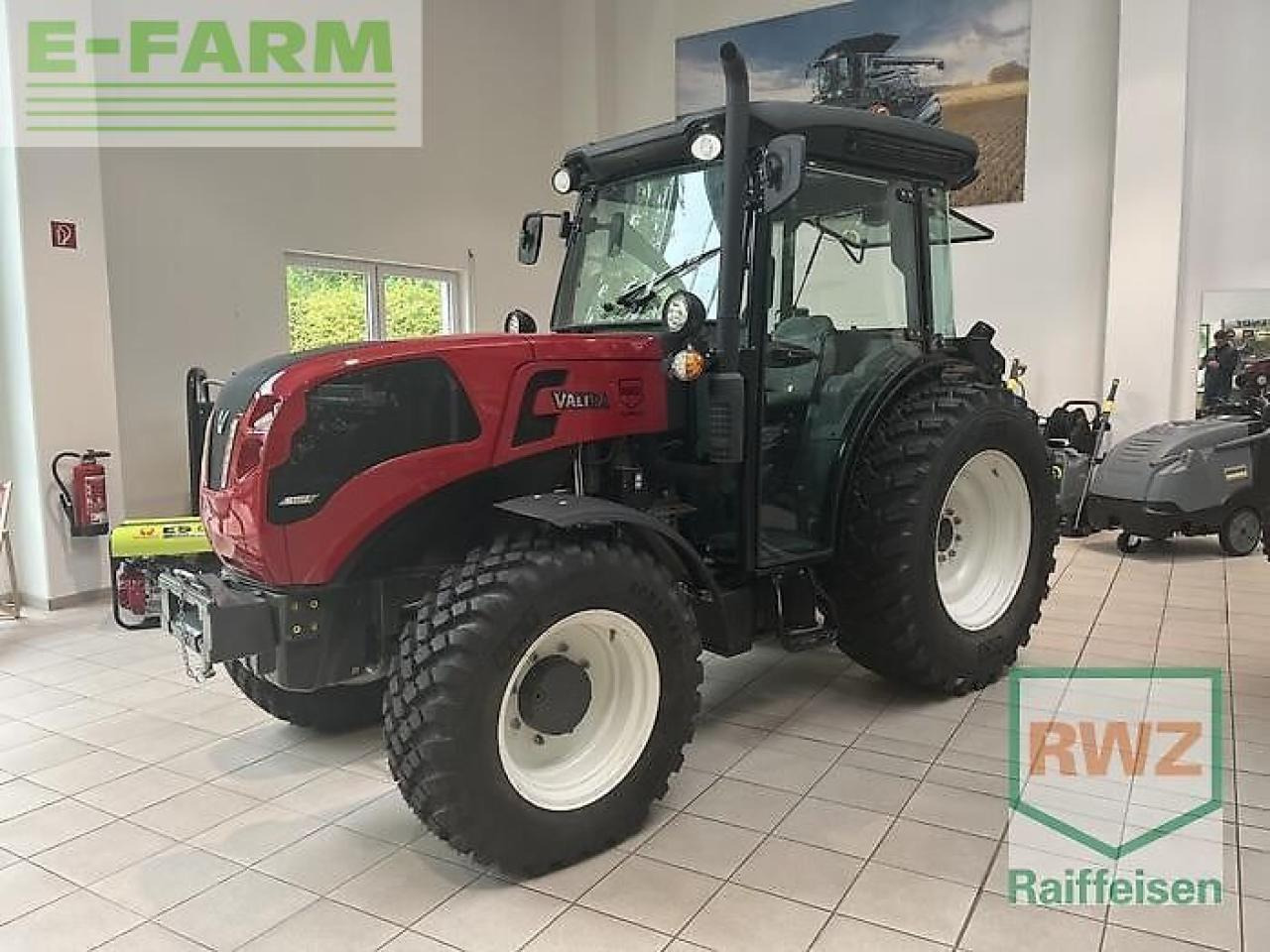 Valtra f105s 2d3 - Tractor: foto 2 Valtra f105s 2d3 - Tractor: foto 2