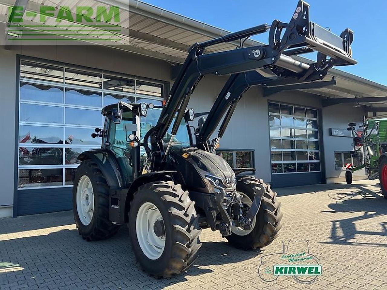 Valtra g 125 active Active - Tractor: foto 1 Valtra g 125 active Active - Tractor: foto 1