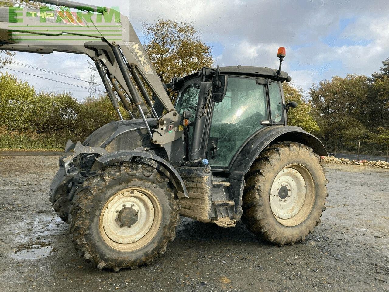 Valtra n 134 - Tractor: foto 1 Valtra n 134 - Tractor: foto 1