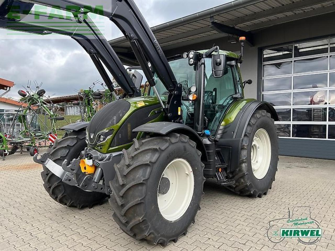Valtra n 155 active Active - Tractor: foto 4 Valtra n 155 active Active - Tractor: foto 4