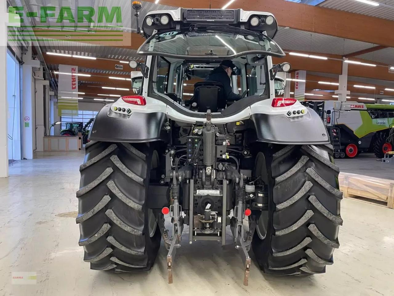Valtra n154 - Tractor: foto 5 Valtra n154 - Tractor: foto 5