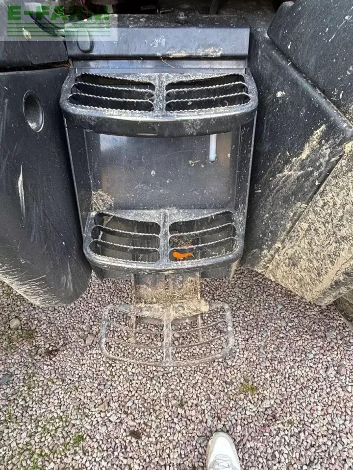 Valtra n154ed - Tractor: foto 2 Valtra n154ed - Tractor: foto 2